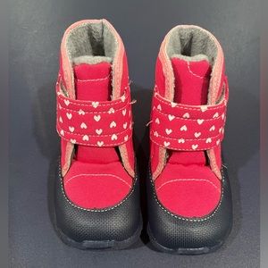 See Kai Run boots size 8